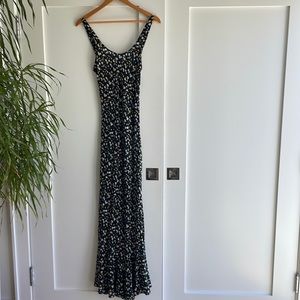 Réalisation Par (s) black floral dress